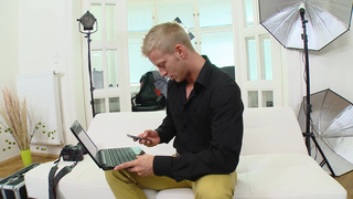 Порно видео от студии TeenAnalCasting